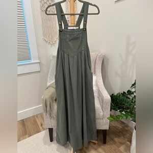 Billy T Olive Green Utility Overall Pinafore Dress with pockets Small